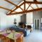 Maison avec Piscine Privée, Jardin Clos et Parking proche Plage et Forêt à Saint Jean de Monts - FR-1-323-468