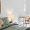 Home away from Home! 2Bed/1Bath/Car/Pool~2kms CBD - Brisbane