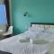 TPR51 Room Service