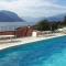 Casa Ole Swimming Pool and Lake View - Larihome A42