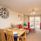Two Bedroom Apartment By Beds Away Short Lets & Serviced Accommodation Close to Kidlington Airport and Blenheim Palace