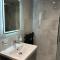 Exquisite 2 Bedroom Fully Furnished Annex
