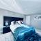 Stunning 3BR House w/ Parking