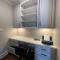 ARCHIE Villa near Downtown, Medical, Hobby with heated pool spa - Хьюстон