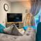Luxurious & Tranquil staycation - w/ Hot Tub! - Burneside