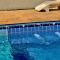 Casa de Temporada Magnífica com piscina - أتيبايا