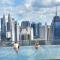 Regalia Suites KLCC View Rooftop Infinity Pool by Angkasa Homes - 吉隆坡