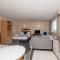 Capital View Motor Inn - Free Parking