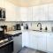 McCormick Place 5 bed family unit with Pool table and Optional Parking - Чикаго