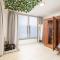 House with private parking & sauna near city centre and transport