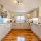 3 Bed in Tenby 92066