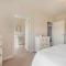 3 Bed in Tenby 92066