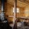 Holiday home with outdoor Jacuzzi and Sauna