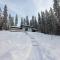 Holiday home with outdoor Jacuzzi and Sauna