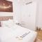 Al Raha Glamour 3BR with Beach Access - 阿布扎比
