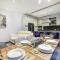Beautiful 3BR Triplex penthouse with Hot-Tub by 360 Estates
