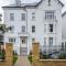 Roomspace Serviced Apartments- Lyons House