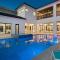 Luxurious 7 Bdrm Mansion with Infinity Pool at Reunion - كيسيمي