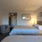 Cute Lower Level Cedar Lodge Room with Balcony & Lake Views!