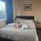 Double bedroom located close to Manchester Airport - Wythenshawe