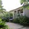 GASMED40 - Golfe de St-Tropez - Chalet californien pour 6 personnes situé dans un parc arboré à Gassin