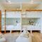 White Lotus: Beachfront Edition