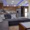 Private 5BR Villa with Sunset Rooftop, BBQ zone, Private Pool and Quiet Luxury near sea