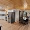 Blue Sky Cabin - Built in 2023 this 3 bed 2,5 bath home has gorgeous views