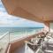 Steps to Beach & Pool - Resort Amenities Galore!