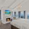 Romantic Getaway - Luxury Oceanfront Studio - Private Balcony - Fireplace - Oceanside
