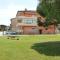 Wonderful two bedroom apartment close to the beach