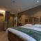 Downtown Suite
