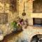 A Beautiful Tuscan Estate with Saline Pool - Radicondoli