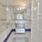 Skol 508 West Facing Duplex Apartment with Amazing Sea Views