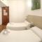 Hostal Nevot - Granada