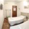 Hostal Nevot