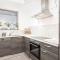 House with private parking & sauna near city centre and transport