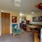 11 Strawberry Hill, Tolroy Manor