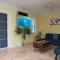 Private Guest House 2 bedrooms & 2 baths near Grace Bay Beach & Long Bay Beach. - 普罗维登西亚莱斯岛