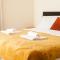 Avril Warwickshire Home Stay - Nuneaton