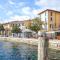 Spiaggia d’oro Apartment Lake View