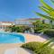 Appartement dans résidence avec piscine