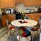 The Gorge Getaway - Deluxe 3-Bedroom Apartment