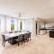 Luxury Villa-60 ft Pool-Jacuzzi-Endless Amenities-