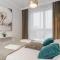 1bed Apartment with Gym - P&O - Varšava