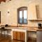 Antama Living, Luxe Stonehouse with Pool & BBQ - Réthymnon