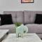 Sleeps 6 - Corporate & Family Stays - FREE Parking & WiFi