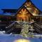 WML stunning log home in Bretton Woods, AC, 2-person Jacuzzi, indoor and outdoor fireplaces, & more! - Bretton Woods