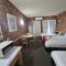 Courtyard Motor Inn
