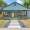 The Craftsman on Clay-Downtown-4 Blocks to Silos-Hot Tub and Cowboy Pool